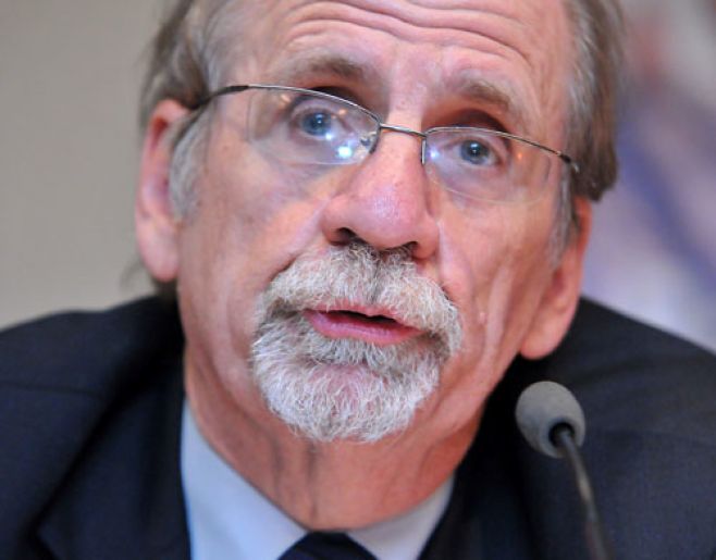 Asti calificó de "show mediático" pedido de comisión investigadora