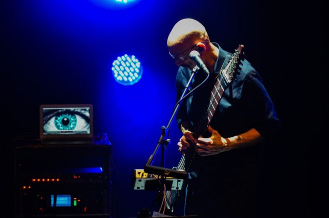 Tony Levin "Stick men Tour 2015"  en Uruguay.  Mona Vilche