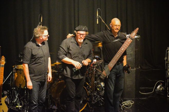 Tony Levin "Stick men Tour 2015"  en Uruguay.  Mona Vilche