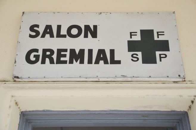 Pretenden funcionarios de Salud Pública duplicar salario básico