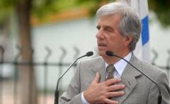 Vázquez presentó cuatro proyectos de ley a bancada del FA