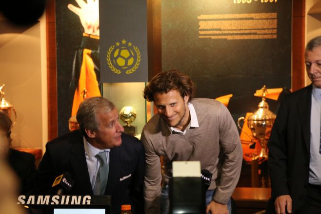 Forlán: "Esperemos que se vengan buenos momentos". Nicols Herrera