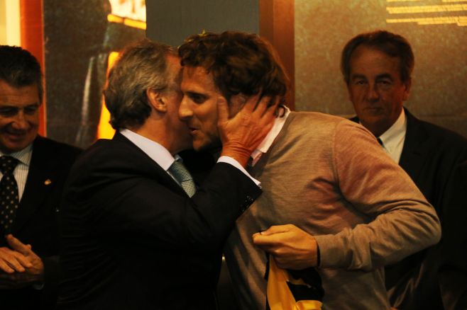 Forlán: "Esperemos que se vengan buenos momentos". Nicols Herrera