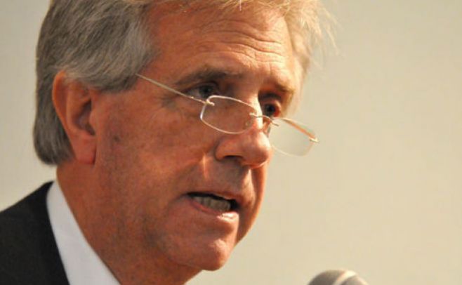 Vázquez expresó su "profundo dolor" por la muerte de Ghiggia