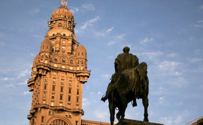 El Palacio Salvo en peligro