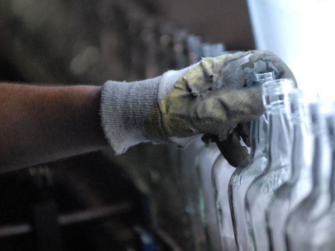 Continúa deteriorándose el mercado laboral