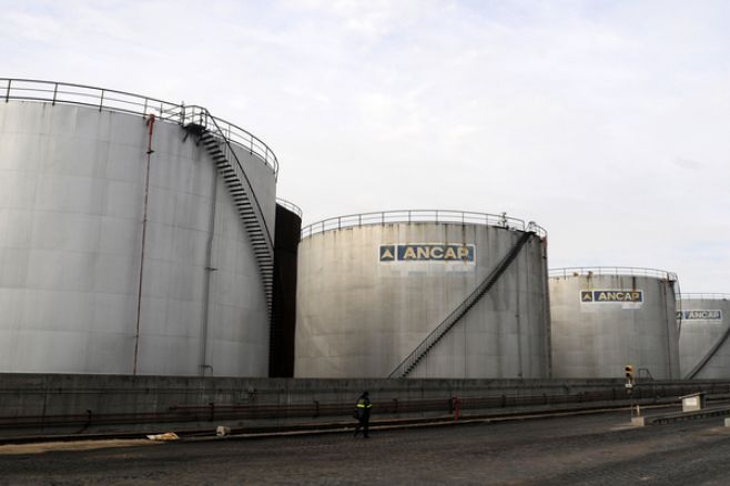 "El FA ahora quiere investigar desde 1995 en Ancap", según Mieres