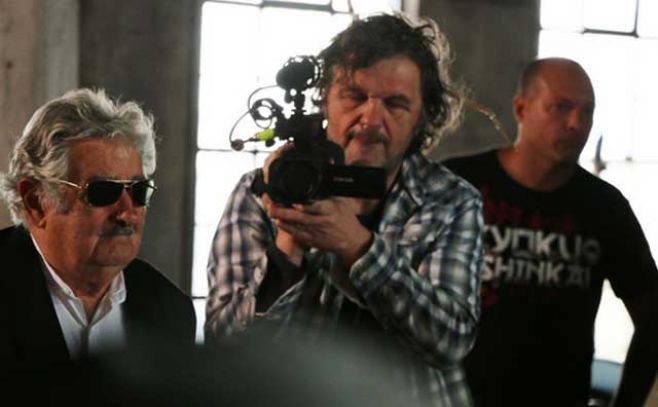 Tras el documental, Kusturica sigue los pasos de Mujica