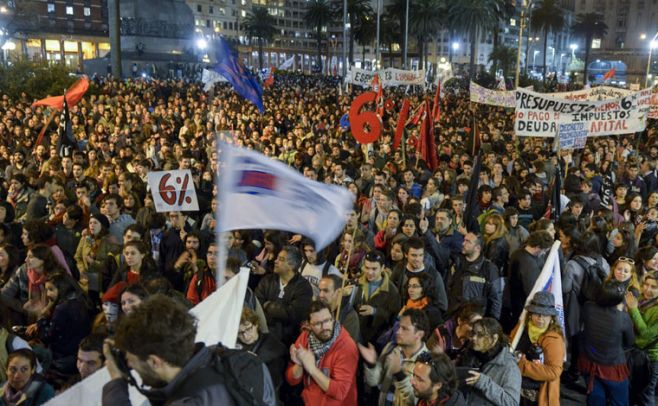 Gobierno y sindicatos de la educación firmaron un acuerdo