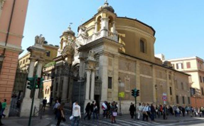 Vaticano acoge a una familia de refugiados sirios Vaticano acoge a una familia de refugiados sirios