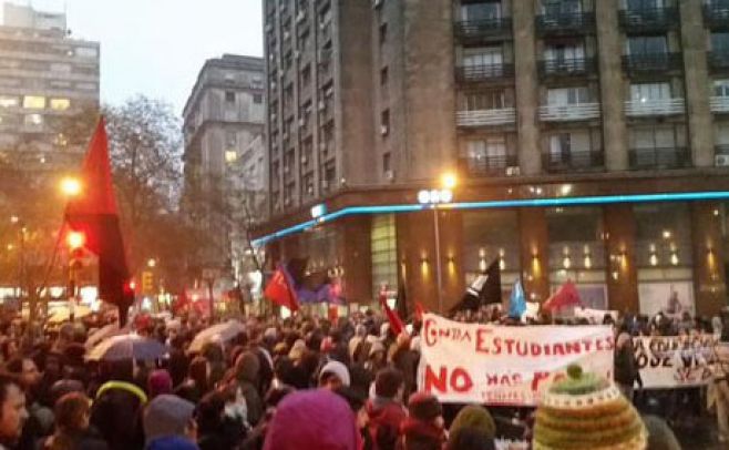 Gremios de la educación marcharon en repudio a hechos del Codicen