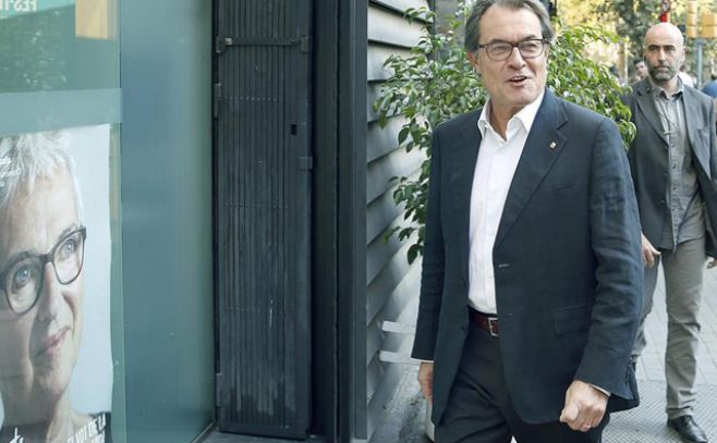 Los independentistas catalanes pierden su plebiscito tras elecciones