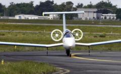 Vuelos de prueba de aviones sin motor rumbo al espacio