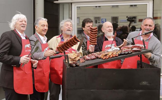 Les Luthiers: "La televisión ha abaratado el humor"