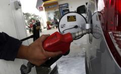 La rebaja de los combustibles se debate entre el 2% y el 5%