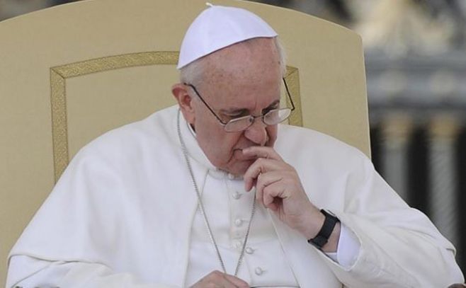 El Vaticano niega que el Papa tenga un tumor cerebral