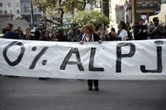 Judiciales evalúan ocupar todos los centros de justicia del país