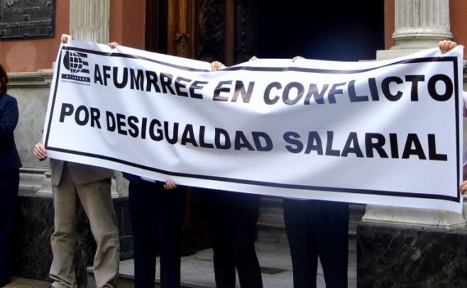 Funcionarios del MREE se movilizan por reclamos Funcionarios del MREE se movilizan por reclamos