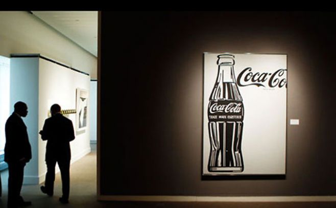Exhiben en museo prototipo de botella de Coca Cola de 1915