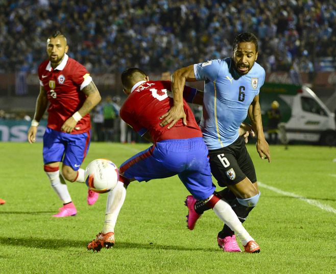 Uruguay goleó y humilló a Chile en el Centenario. AFP foto