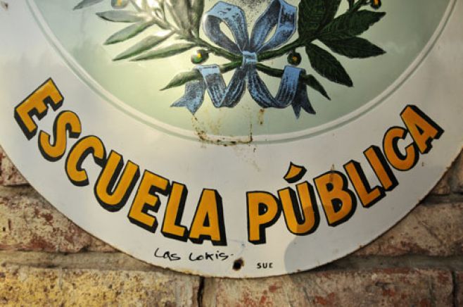 Escuela suspendió clases por tiroteos en la zona entre bandas criminales