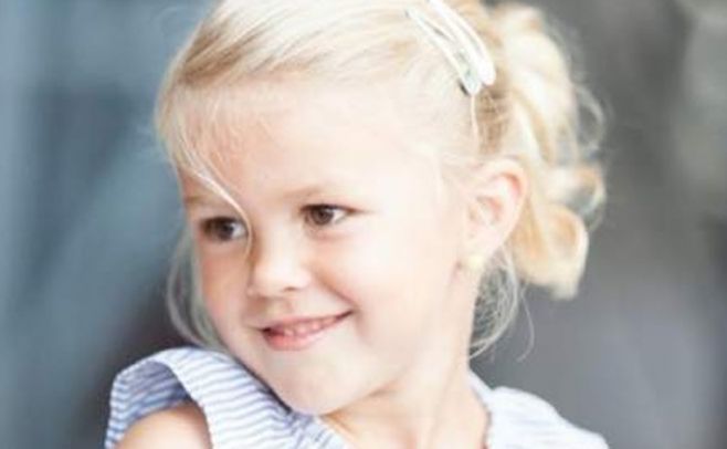 Una niña cambia su nombre Isis por Isabella Una niña cambia su nombre Isis por Isabella