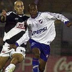 Goleando, Nacional forzó una segunda final