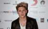 Selena Gomez y Niall Horan a los besos en plena fiesta