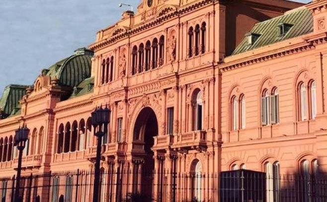 @CasaRosada. Twitter