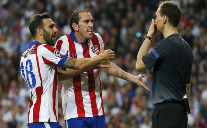 Atlético y Real sancionados; no podrán fichar jugadores Atlético y Real sancionados; no podrán fichar jugadores