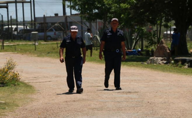 Policas recorren el lugar. Manuel Jarovisky/El Espectador