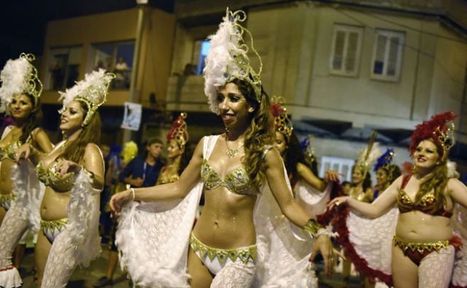 Así fue la primera etapa del desfile de llamadas. Nicolas Celaya/Adhocfotos