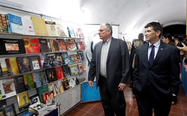 Cuba inaugura feria de la literatura dedicada a Uruguay