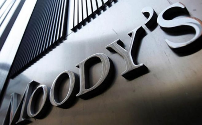 Agencia Moody's rebaja dos escalones a la nota de Brasil