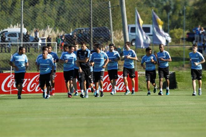 Así fue el regreso de Suárez a la selección uruguaya. EFE