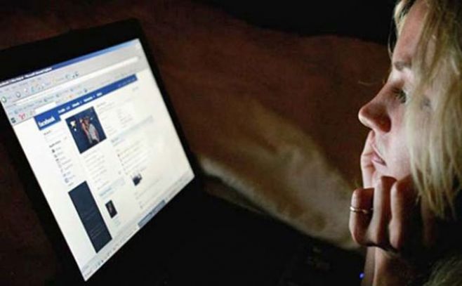 Abren una clínica para tratar "la adicción a Facebook"