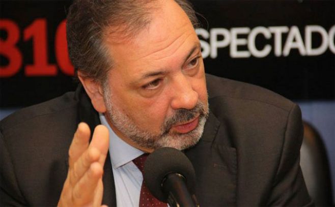 Gandini: Presupuesto presentado por MEF fue "irresponsable y desfinanciado"