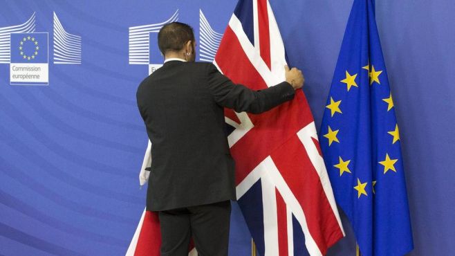 #Brexit: ¿Should I Stay or Should I Go?