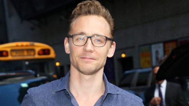 Tom Hiddleston muestra su amor por Taylor Swift