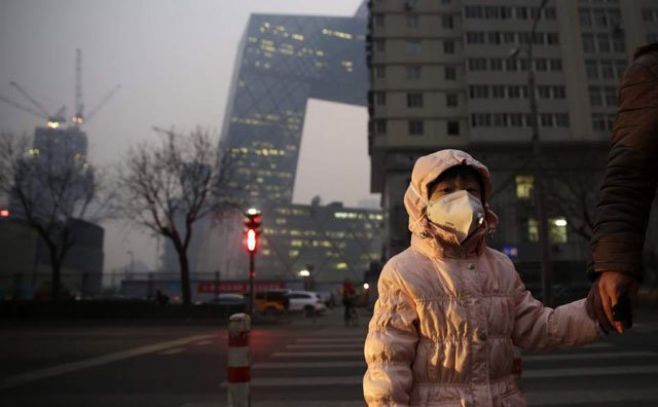 Contaminación de Pekín dobla los estándares de la OMS