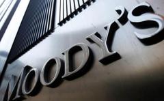 Moody's pasa a negativa la perspectiva del sistema bancario