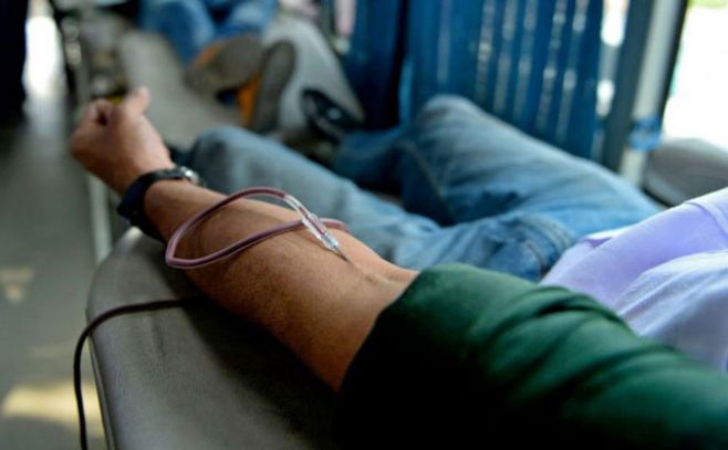 Grecia suspende donaciones de sangre en 12 municipios