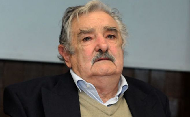 Mujica deberá declarar ante la Justicia por el caso Pluna Mujica deberá declarar ante la Justicia por el caso Pluna