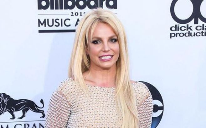 Britney Spears dice que se siente la Virgen María