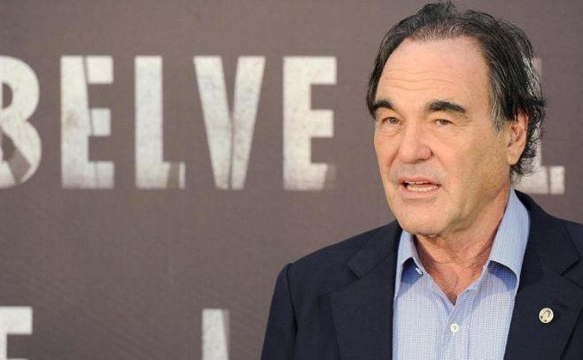El gran Oliver Stone cumple 70
