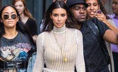 La extraña "agresión" a Kim Kardashian en Francia