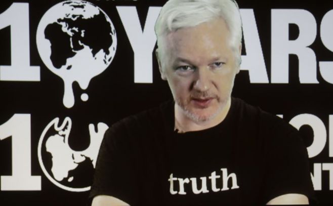 Assange se queda sin Internet