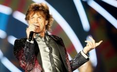 Los Stones suspenden show por laringitis de Jagger