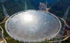 Radiotelescopio chino se suma a la busca de extraterrestres