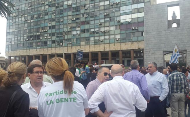 Novick presentó su partido político ante la Corte Electoral. Carolina Ramos/El Espectador